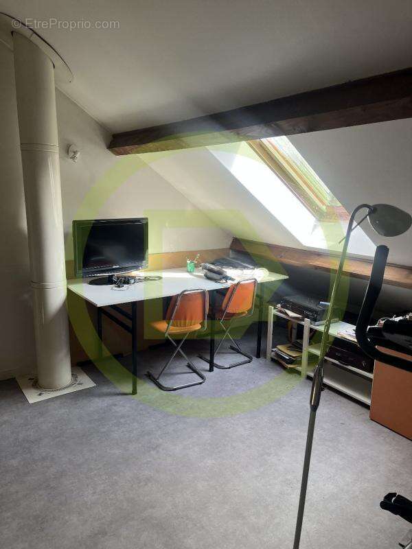 Maison à SAINS-EN-AMIENOIS