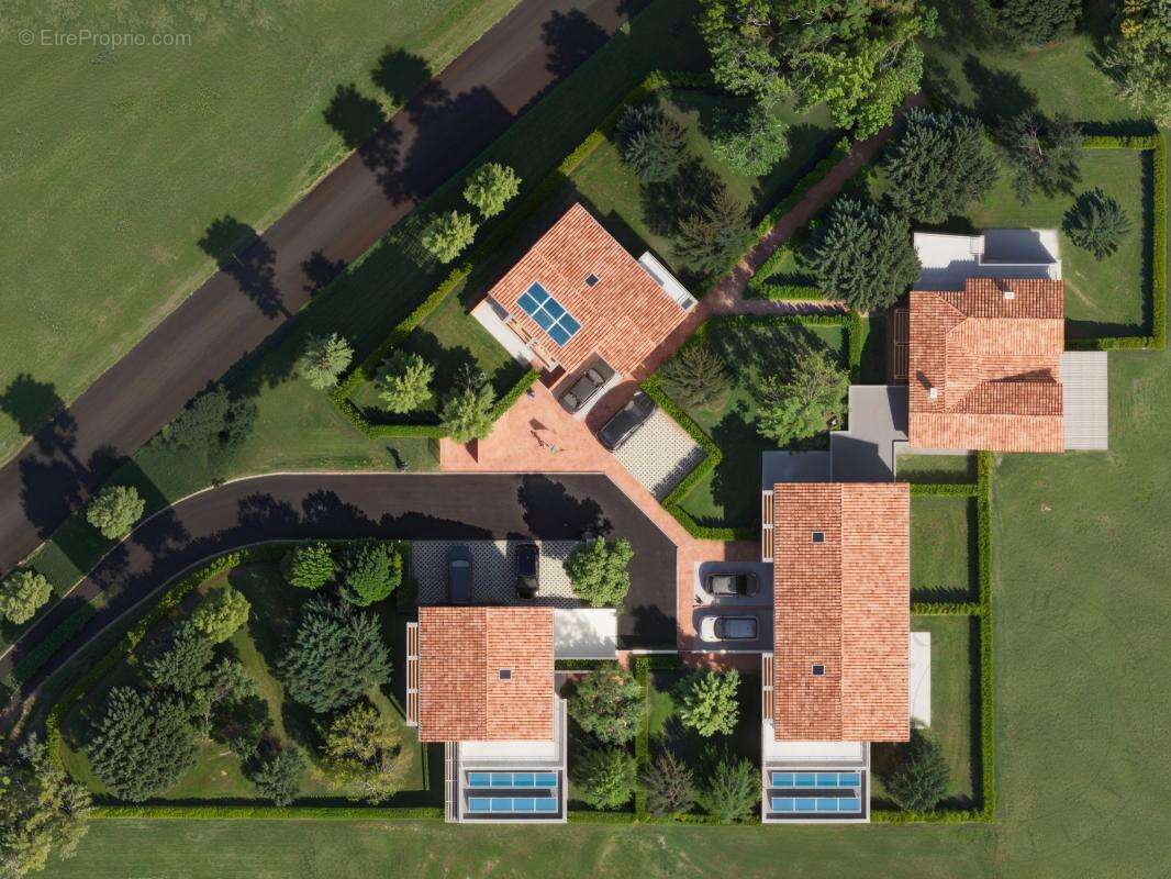 Maison à SAINTE-FOY-LES-LYON