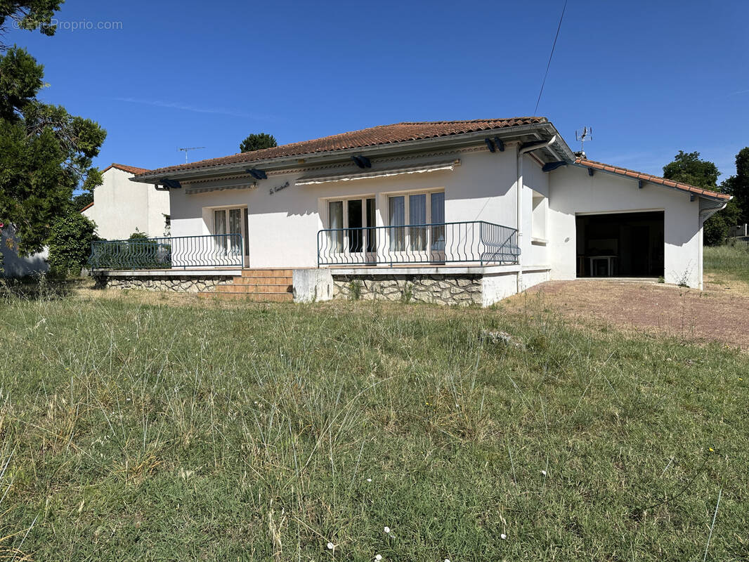 Maison à MESCHERS-SUR-GIRONDE