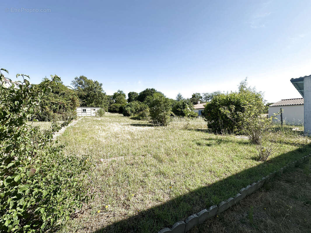 Maison à MESCHERS-SUR-GIRONDE