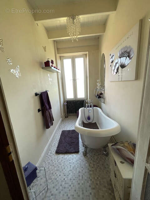 Maison à CHAMPNIERS