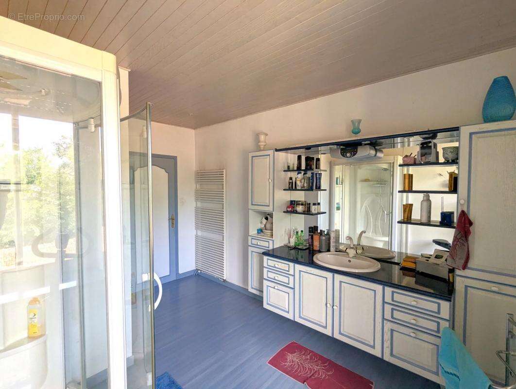 Appartement à BEDARIEUX