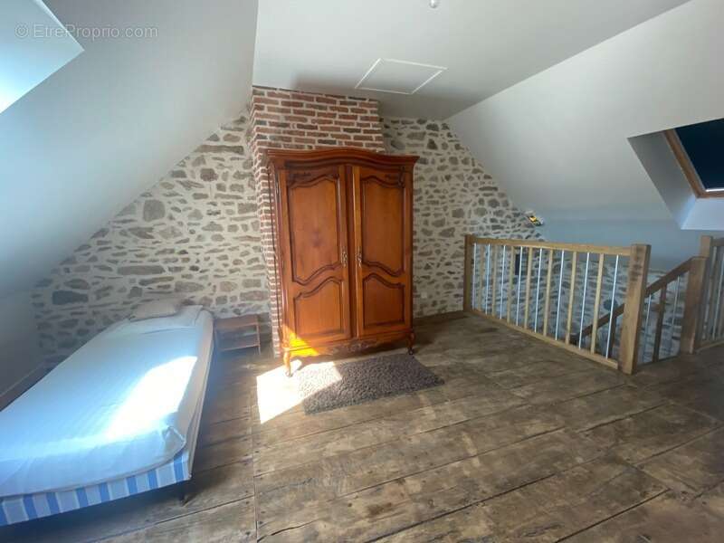 Appartement à DUN-LE-PALESTEL