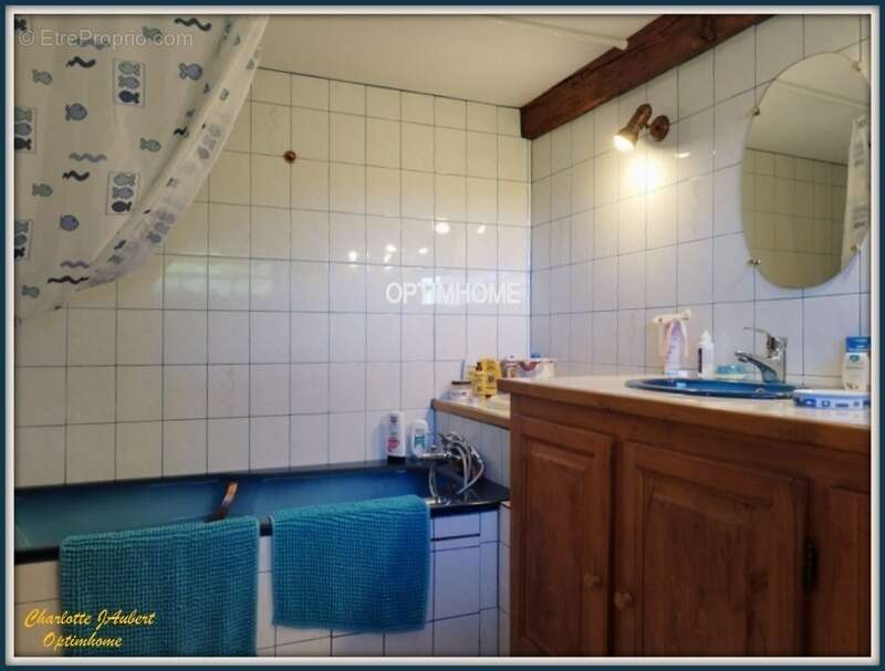 Maison à BARBEZIEUX-SAINT-HILAIRE