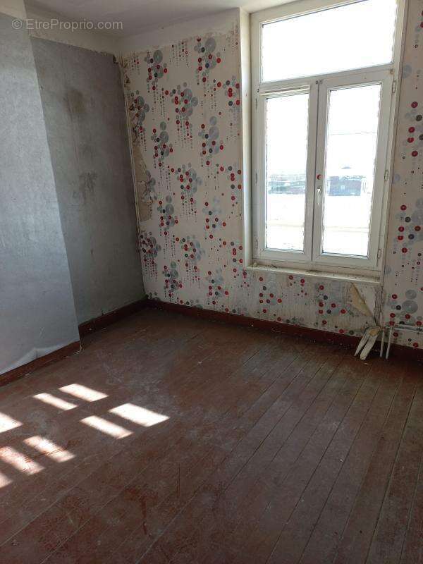 Maison à MARLES-LES-MINES