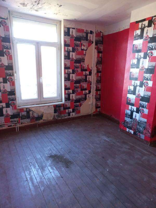 Maison à MARLES-LES-MINES