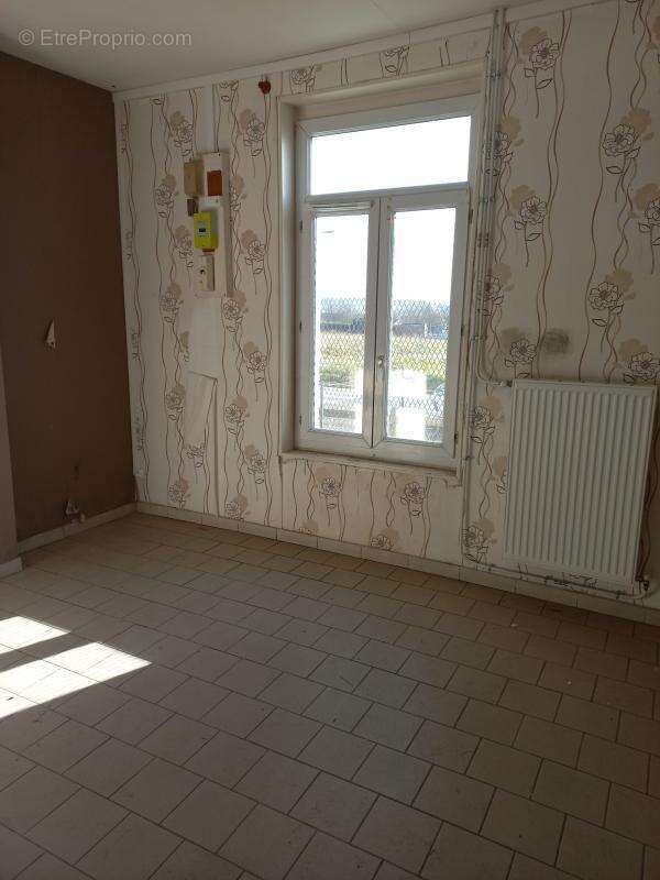 Maison à MARLES-LES-MINES