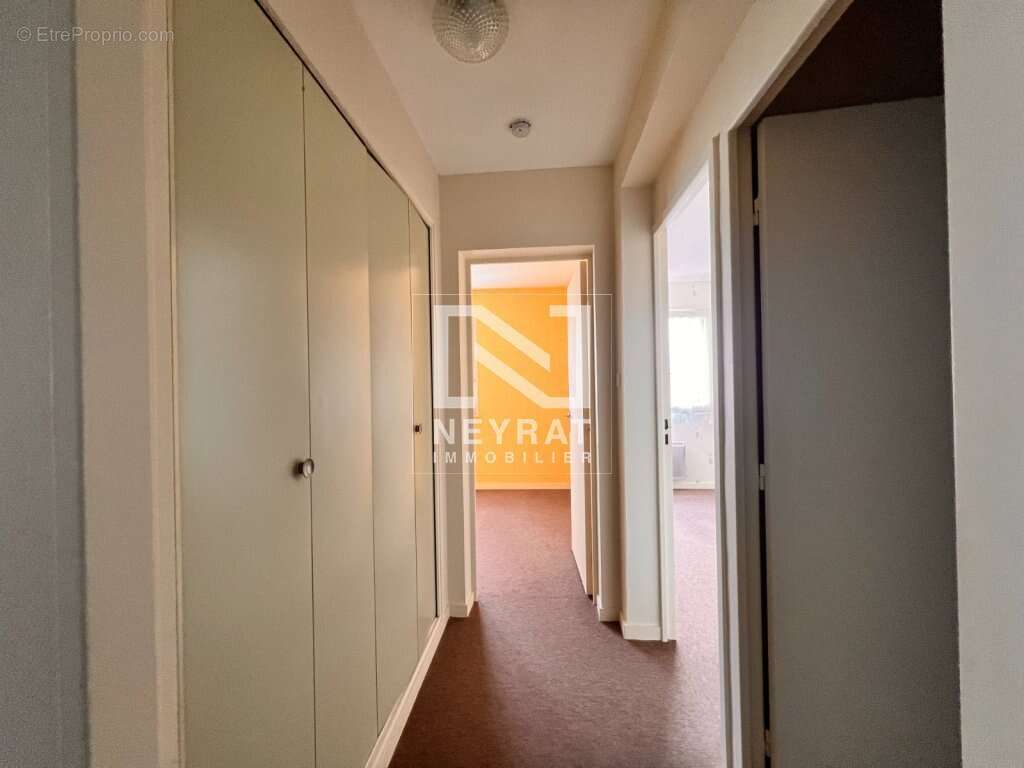 Appartement à EPINAC