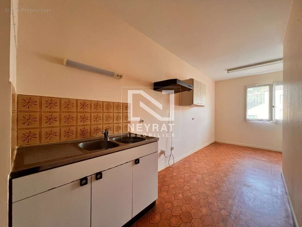 Appartement à EPINAC