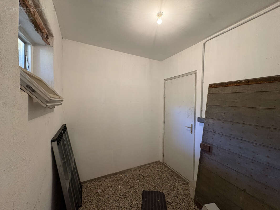 Maison à LES ROCHES-DE-CONDRIEU