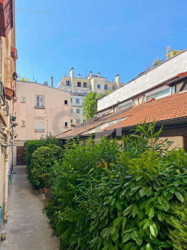 Appartement à PARIS-20E