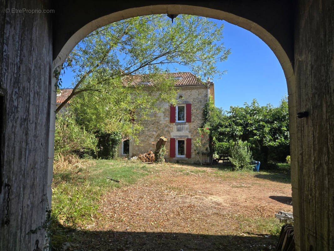 Maison à VILLAMBLARD