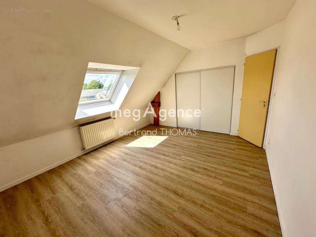 Maison à SAINT-JEAN-SUR-COUESNON