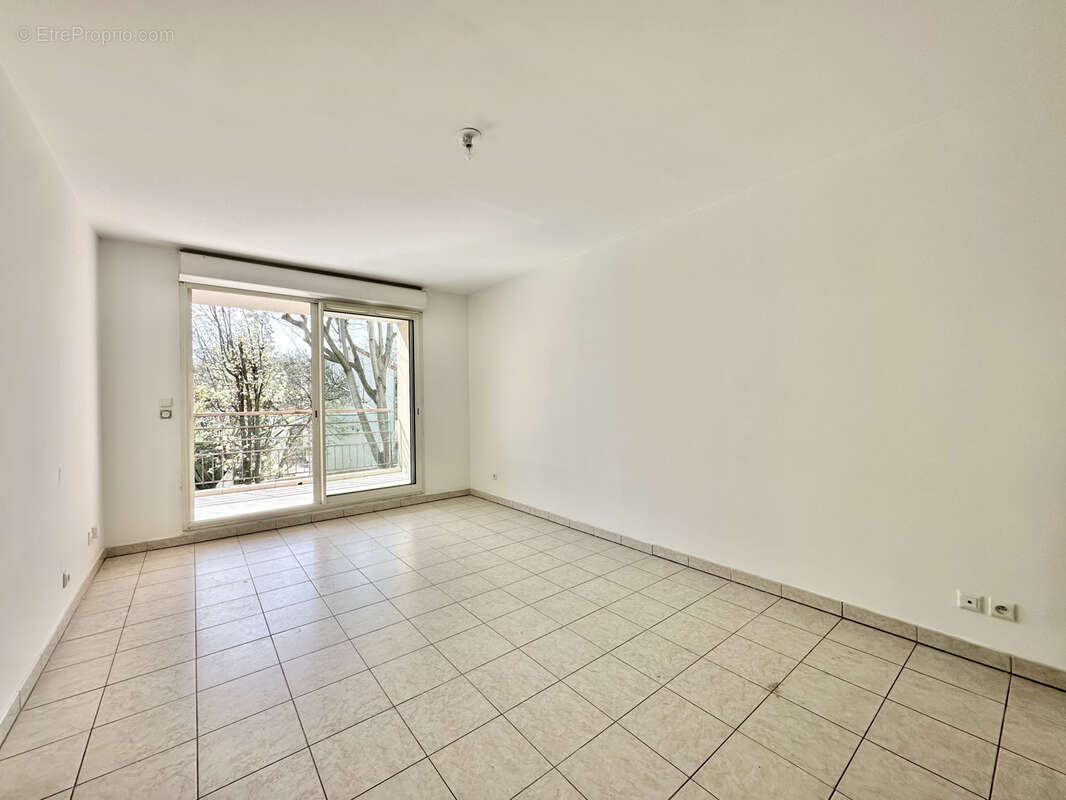 Appartement à MARSEILLE-13E