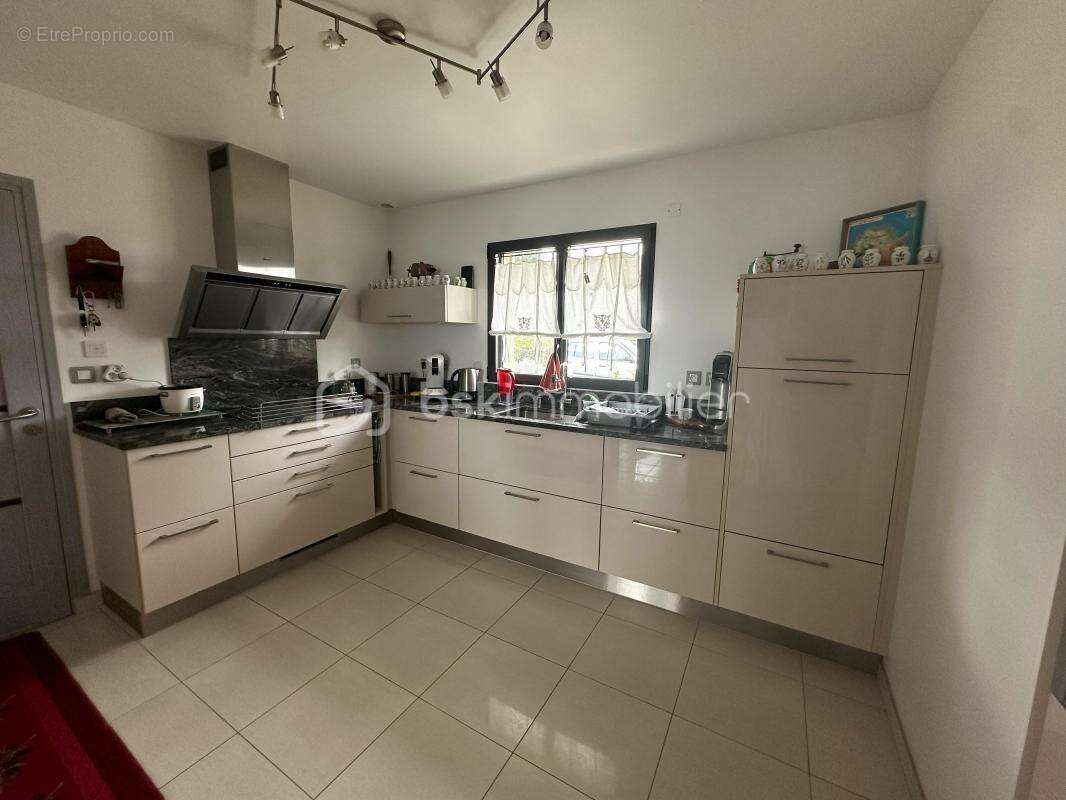 Maison à TESSY-SUR-VIRE