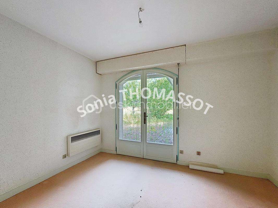 Maison à PETIT-NOIR