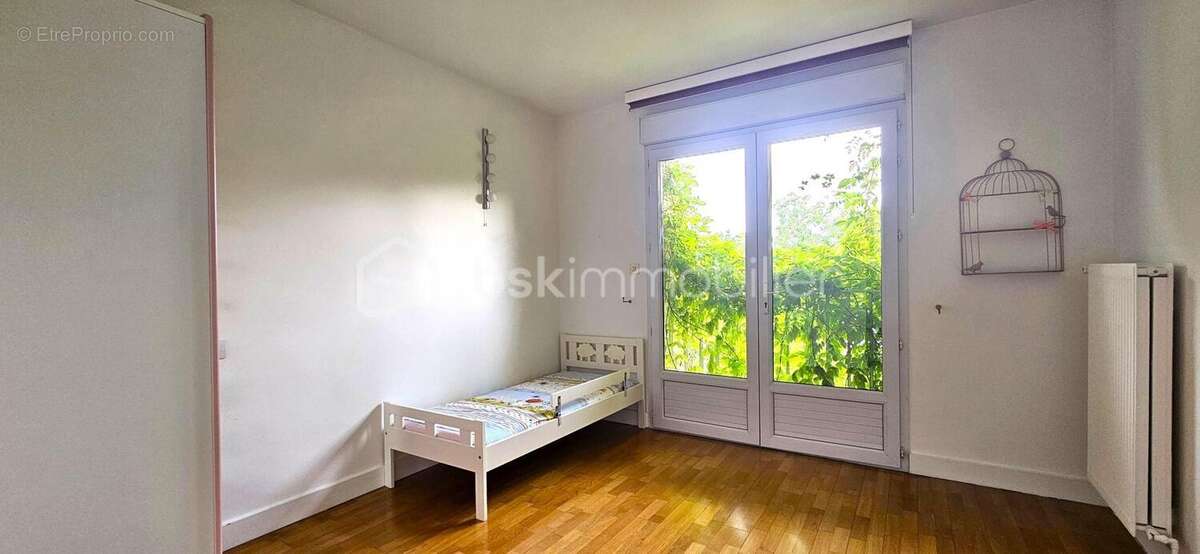 Maison à SAINT-MAUR-DES-FOSSES