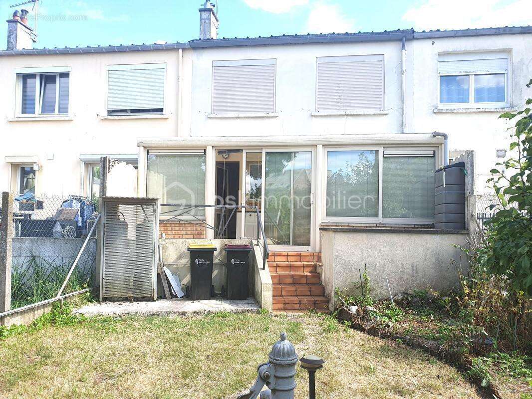 Maison à SAINT-QUENTIN