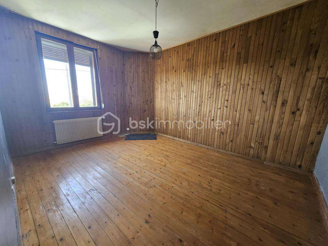 Maison à OVILLERS-LA-BOISSELLE