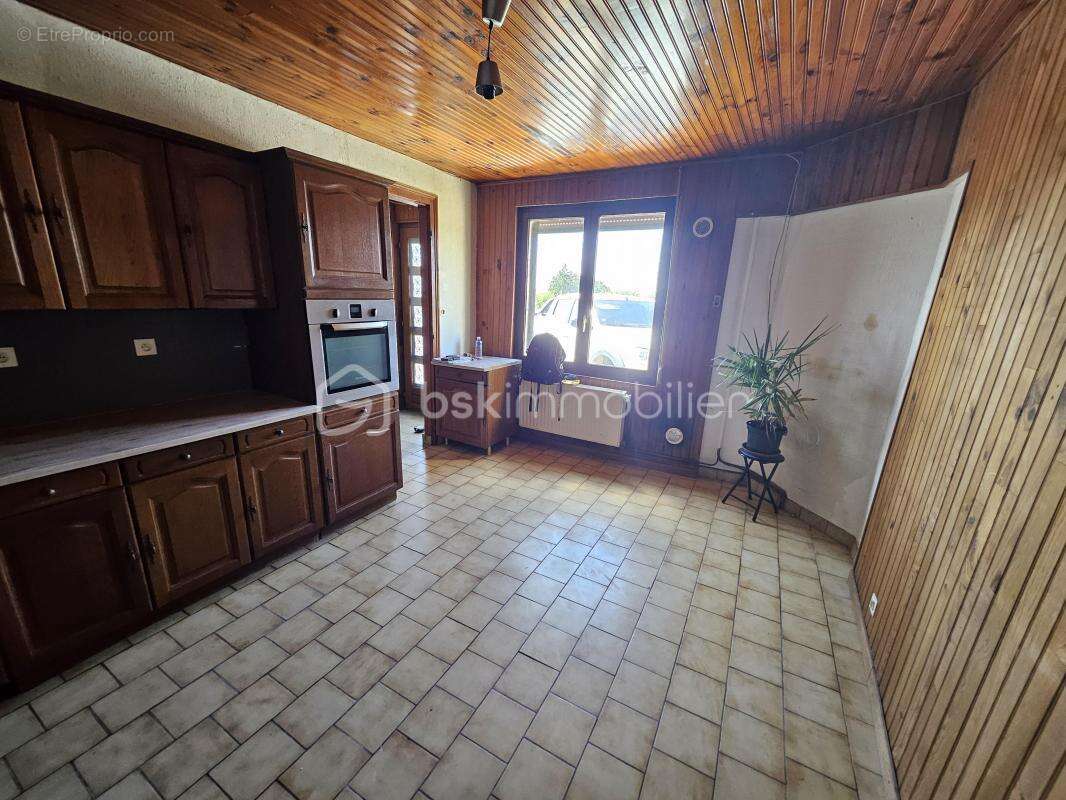 Maison à OVILLERS-LA-BOISSELLE