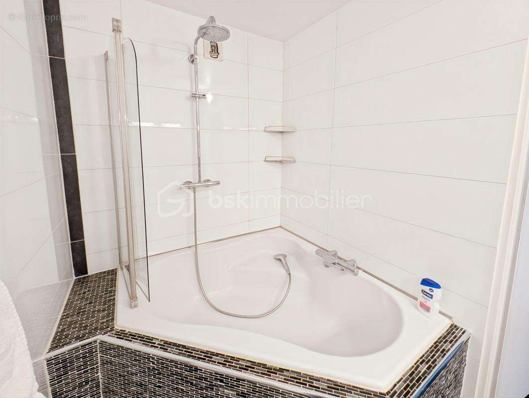 Appartement à SAINT-GRATIEN