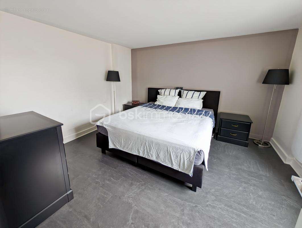 Appartement à SAINT-GRATIEN