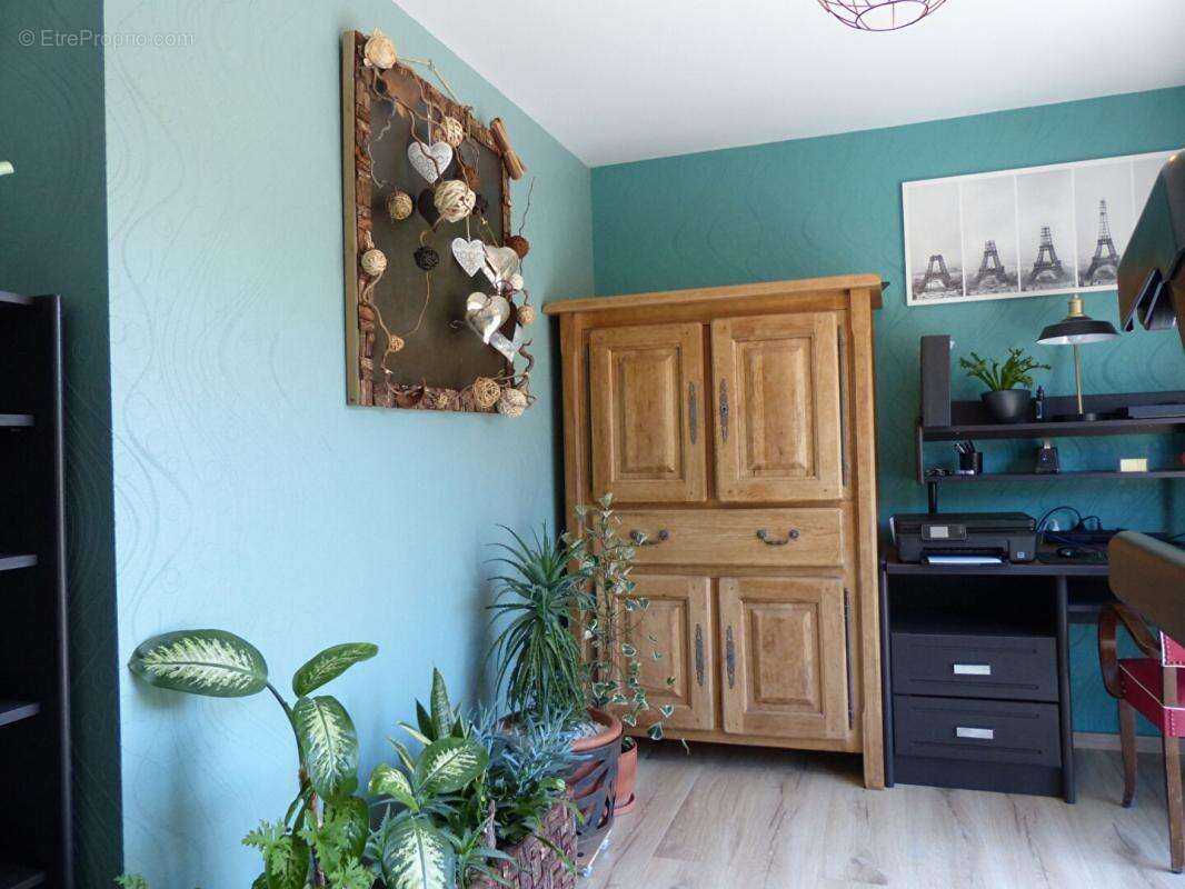 Maison à SAINT-PIERRE-EYNAC