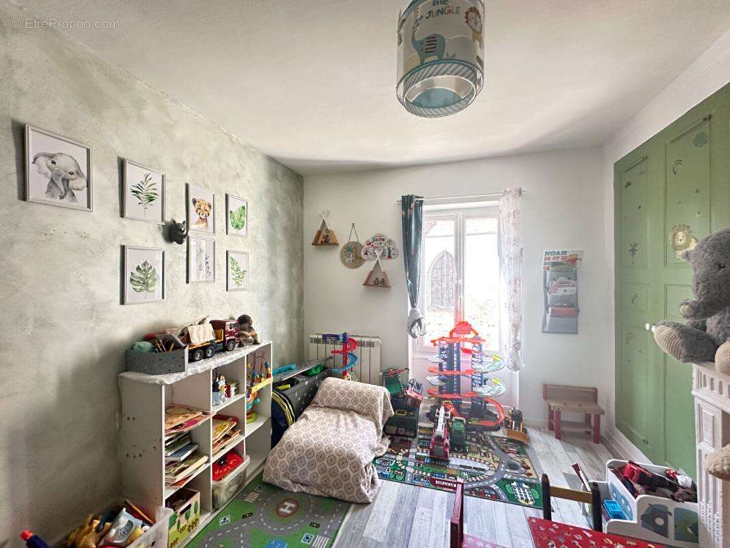 Maison à DAMMARTIN-EN-GOELE