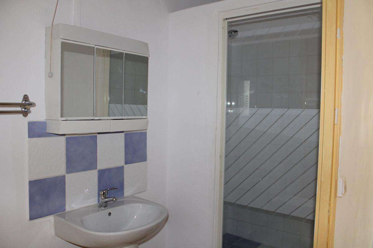 Maison à SAINT-BONNET-DE-MONTAUROUX