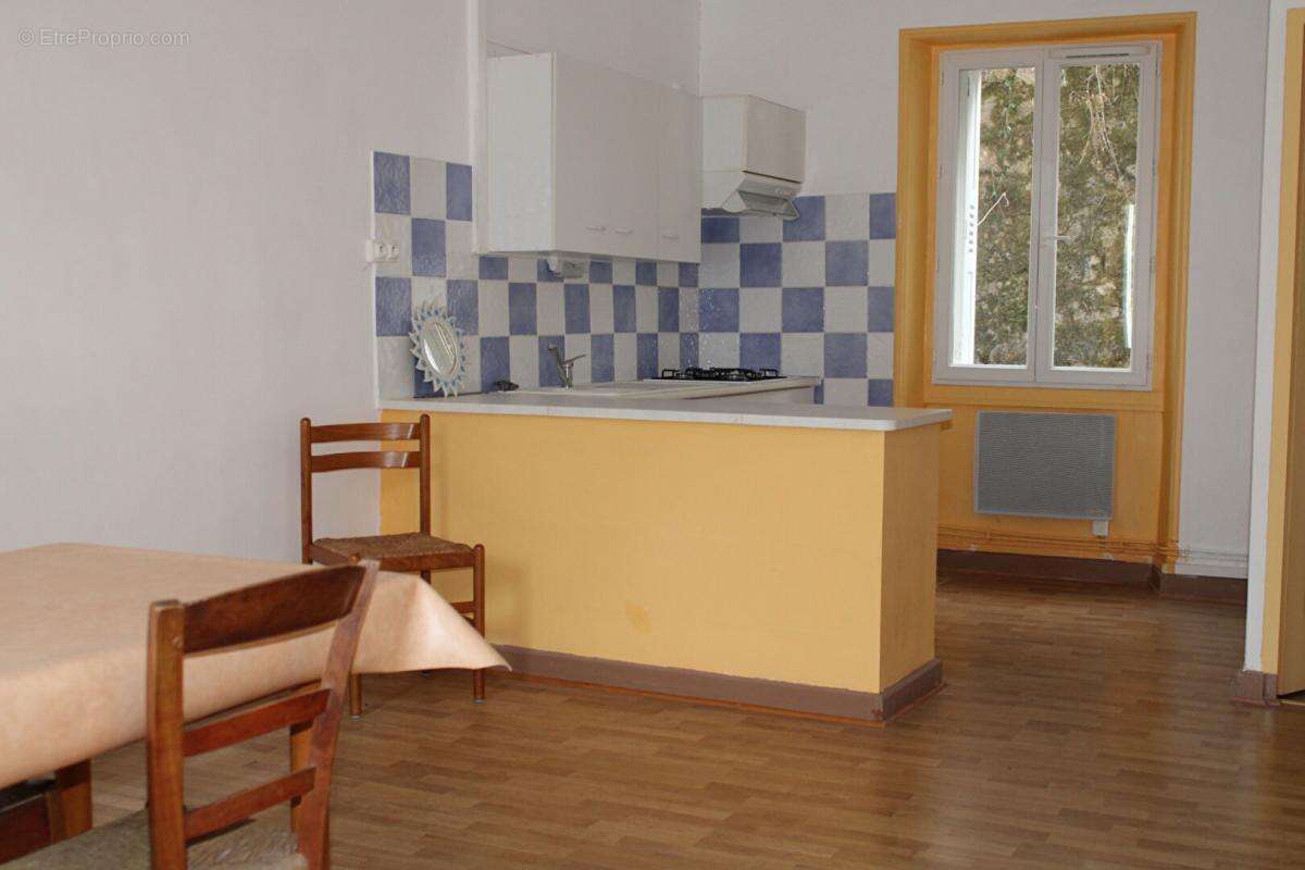 Maison à SAINT-BONNET-DE-MONTAUROUX