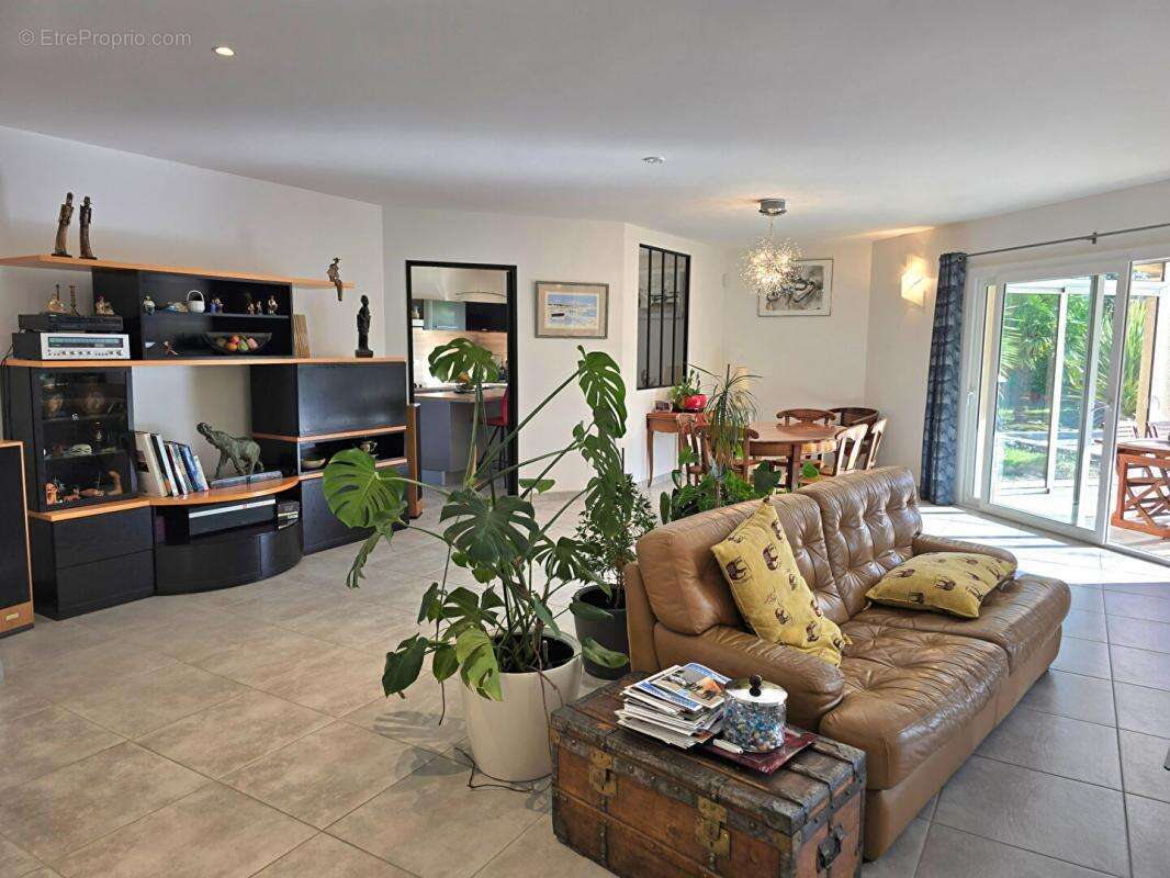 Maison à COULOUNIEIX-CHAMIERS