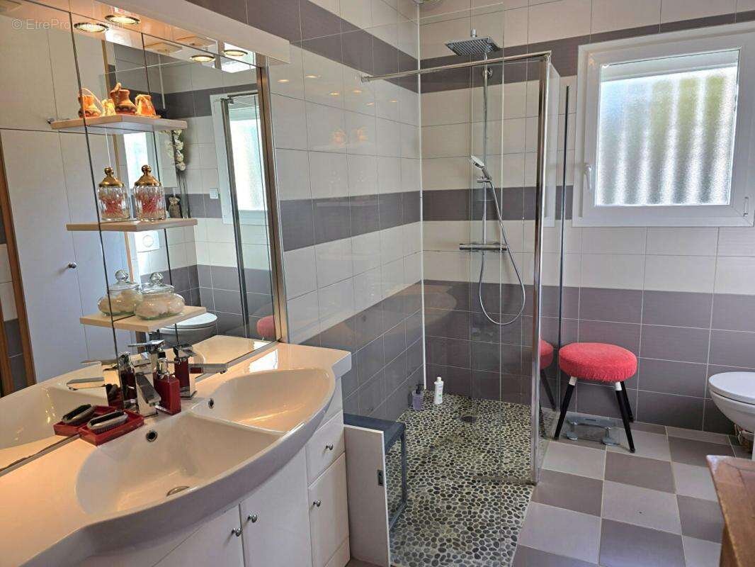 Maison à COULOUNIEIX-CHAMIERS