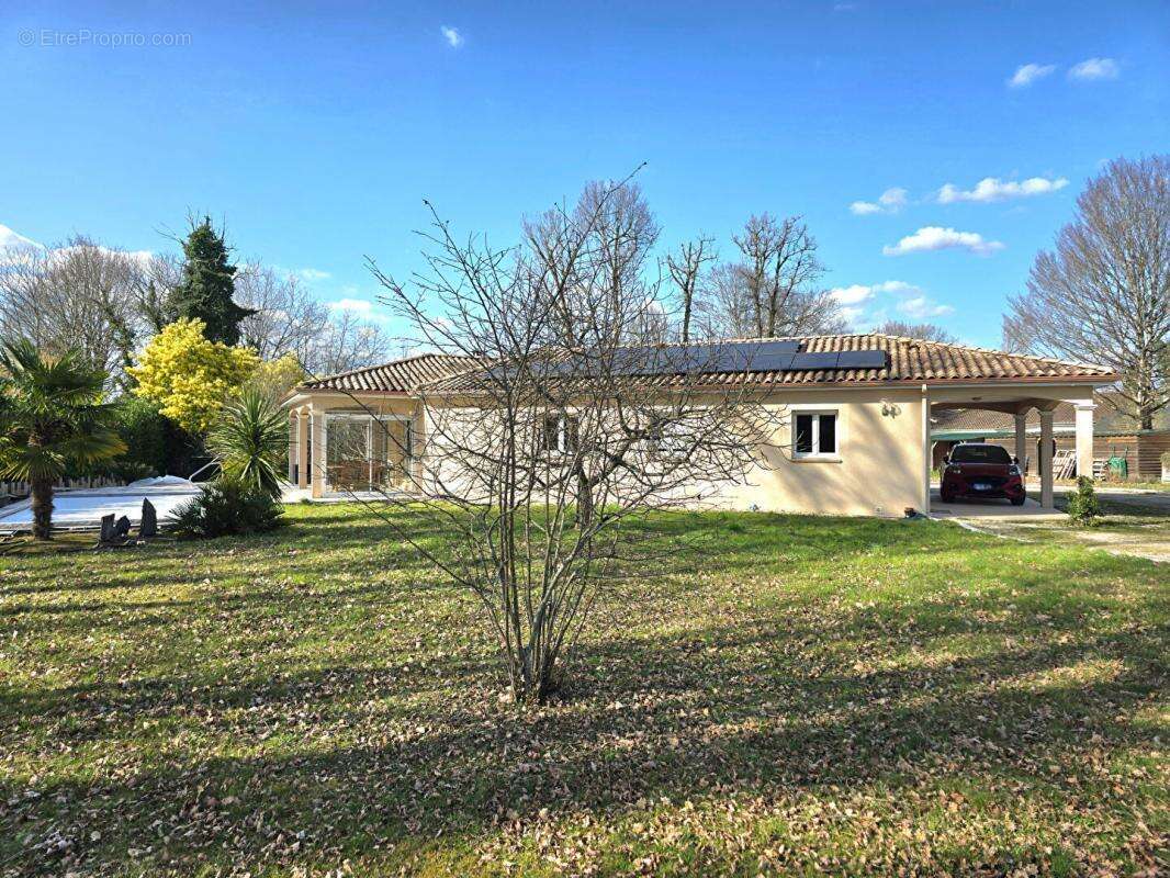 Maison à COULOUNIEIX-CHAMIERS