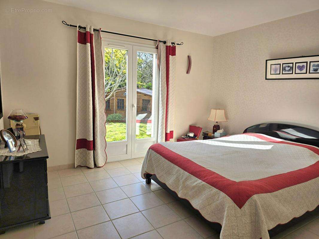 Maison à COULOUNIEIX-CHAMIERS