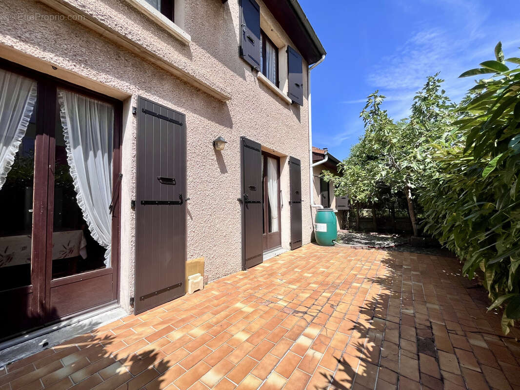 Maison à TOURNON-SUR-RHONE