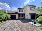 Maison à TOURNON-SUR-RHONE