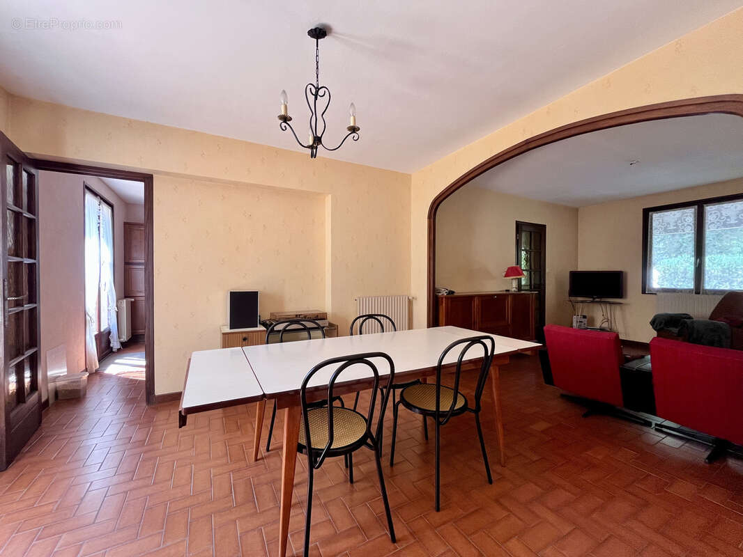 Maison à TOURNON-SUR-RHONE