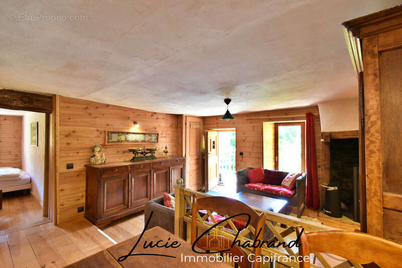 Maison à CHAMPCELLA