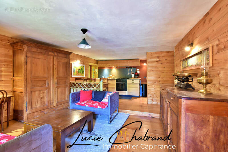 Maison à CHAMPCELLA