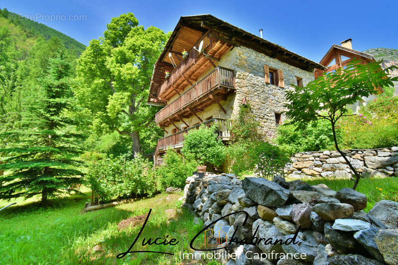 Maison à CHAMPCELLA