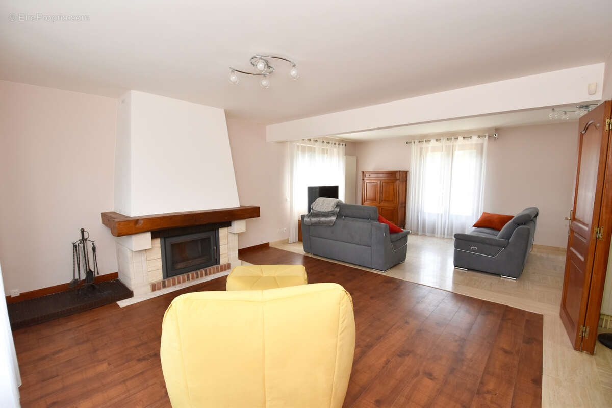 Maison à BERTANGLES