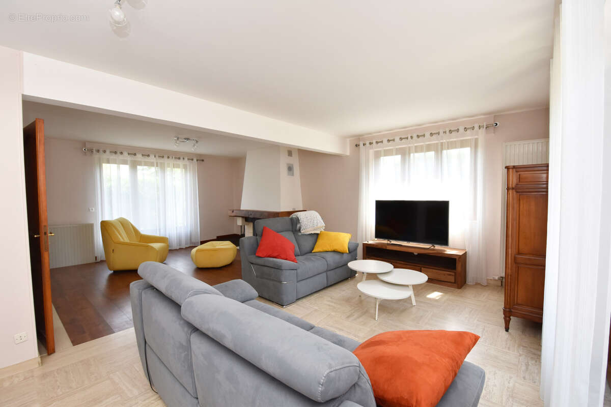 Maison à BERTANGLES