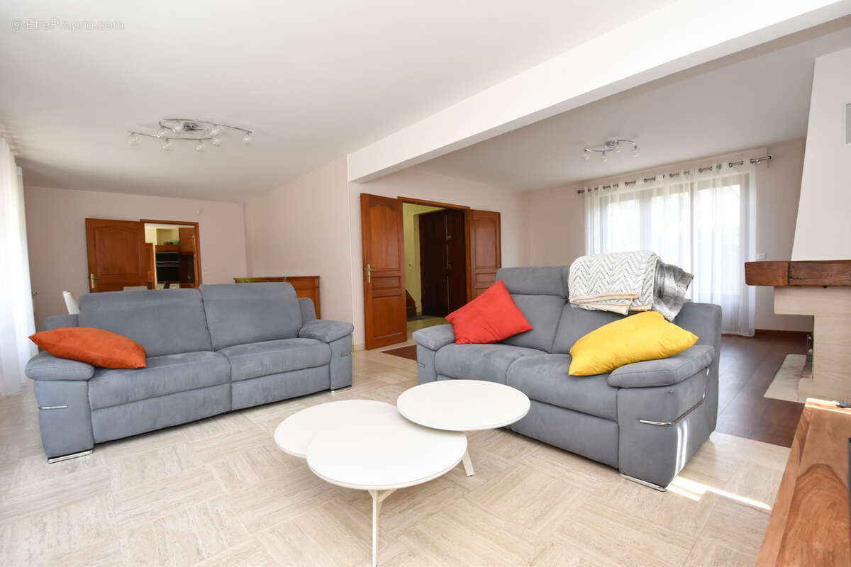 Maison à BERTANGLES