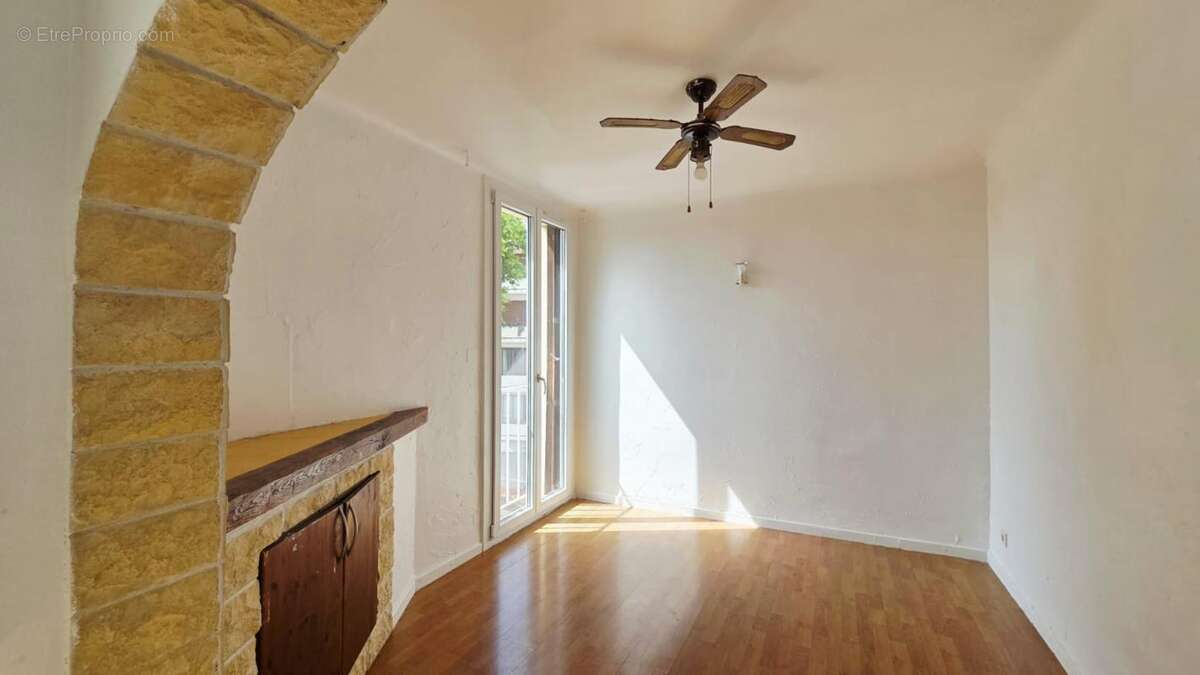 Appartement à SALON-DE-PROVENCE