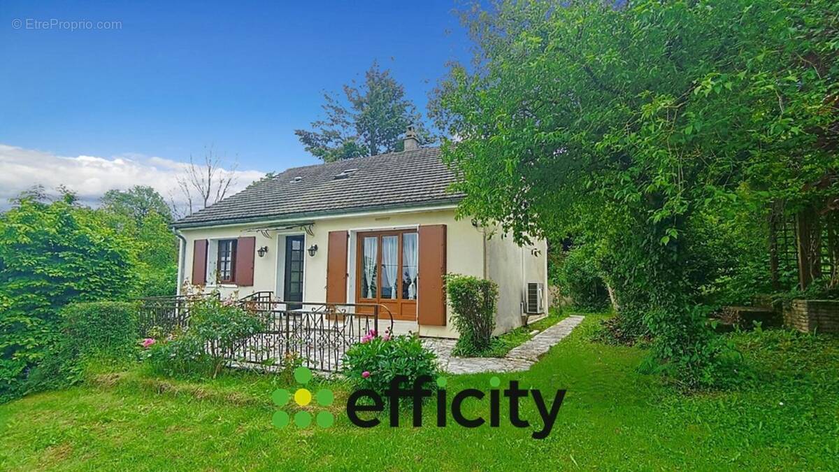 Maison à LACHAPELLE-AUX-POTS