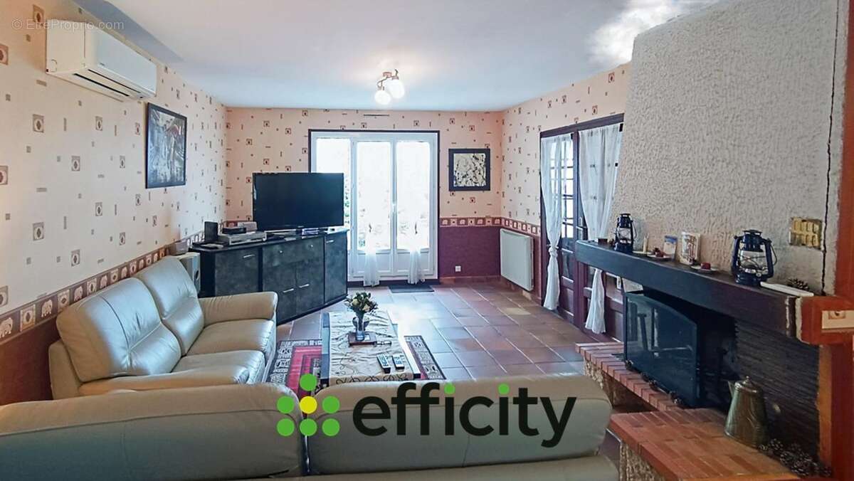 Maison à LACHAPELLE-AUX-POTS