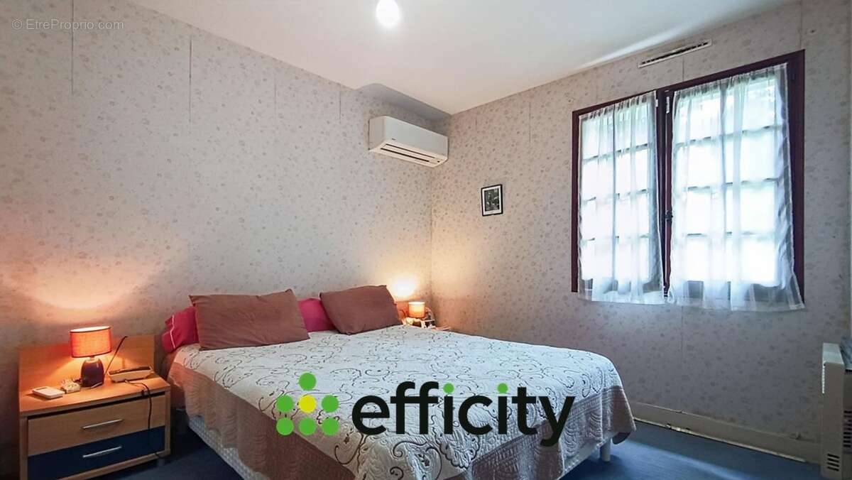 Maison à LACHAPELLE-AUX-POTS