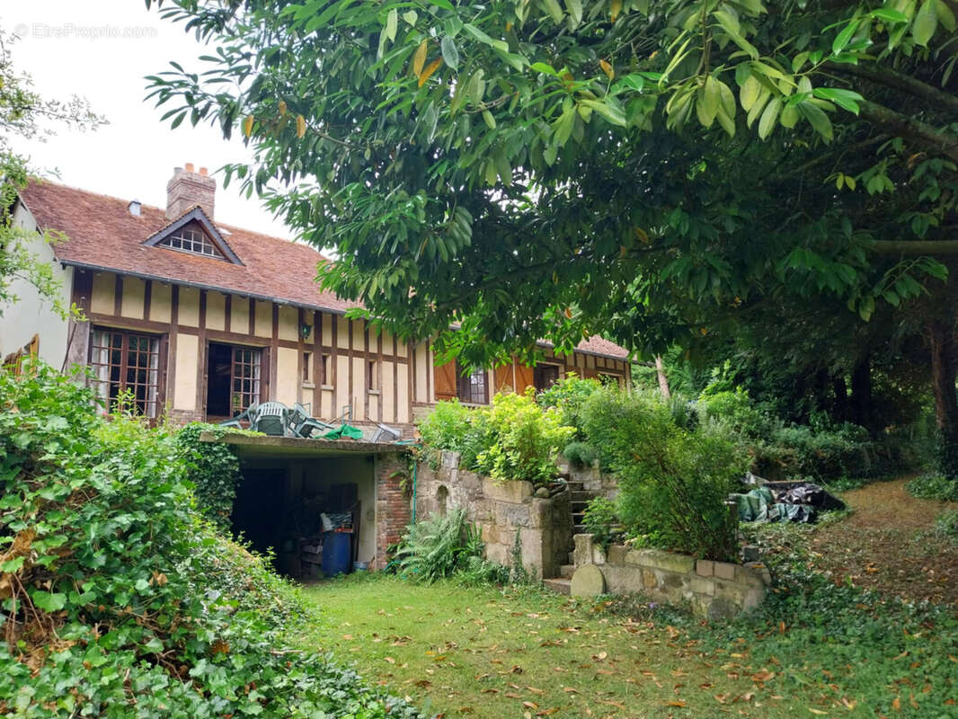 Maison à NEUFCHATEL-EN-BRAY