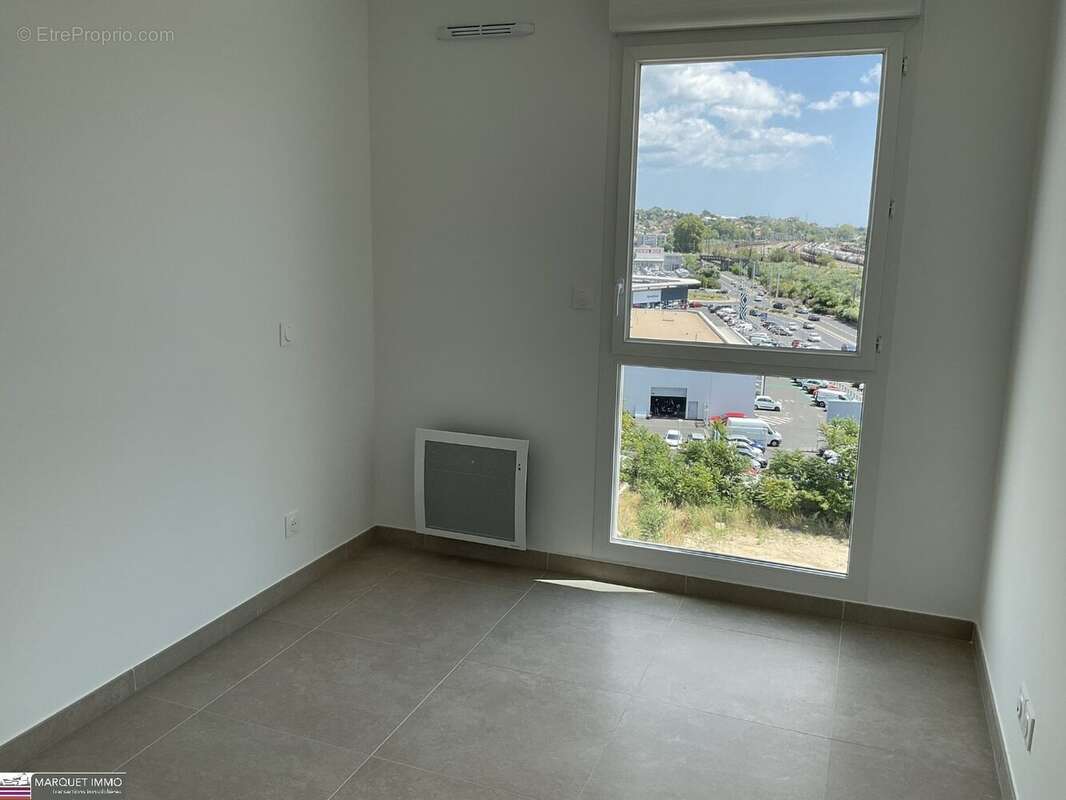 Appartement à BEZIERS