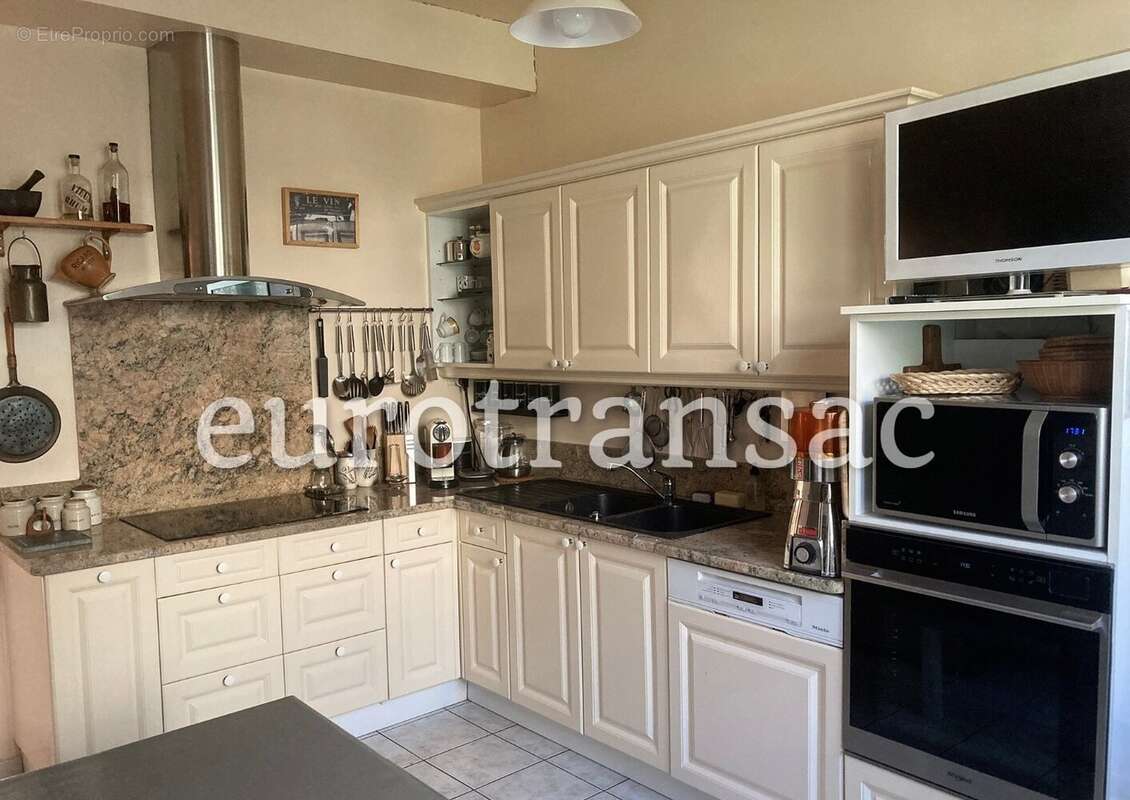 Maison à CASTELNAU-DE-GUERS